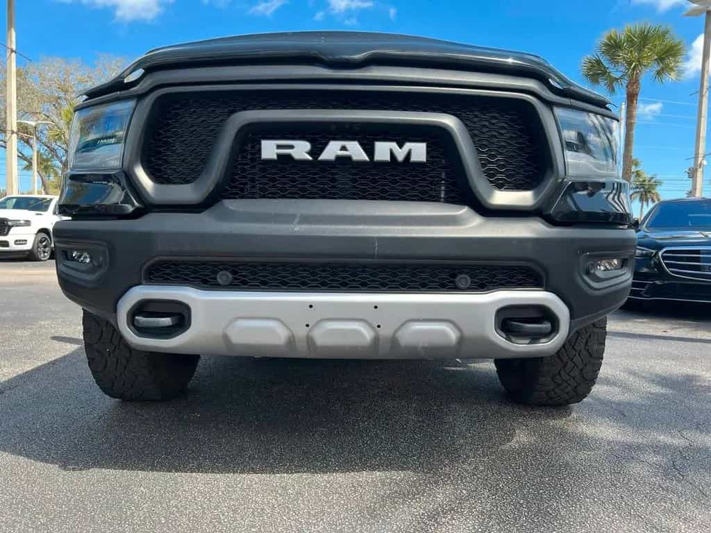 Dodge RAM Rebel 1500 4x4 CrewCab unfallfrei im Vorlauf 07/2023-photo-6