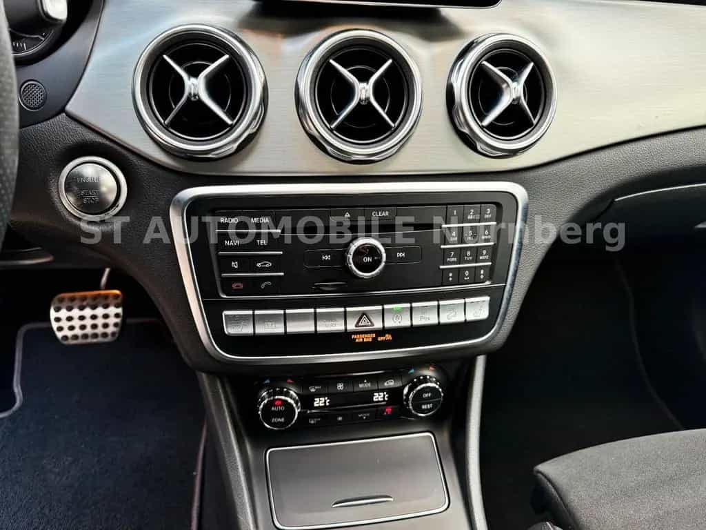 Mercedes-Benz GLA 250 CGI 4Matic 7G-DCT*AMG Line*PANORAMA*RFK* 11/2018-photo-13