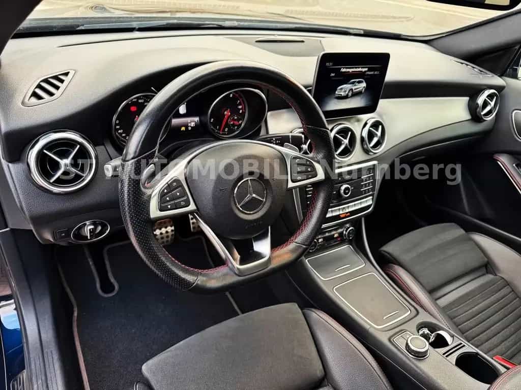 Mercedes-Benz GLA 250 CGI 4Matic 7G-DCT*AMG Line*PANORAMA*RFK* 11/2018-photo-1
