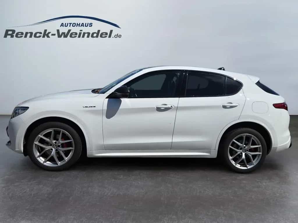 Alfa Romeo Stelvio Veloce Q4 2.0 Turbo Sportpaket El. Fonds 09/2020-photo-1