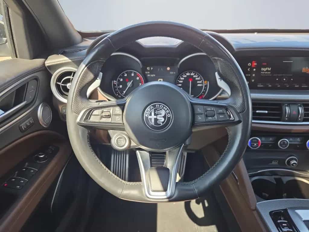 Alfa Romeo Stelvio Veloce Q4 2.0 Turbo Sportpaket El. Fonds 09/2020-photo-11