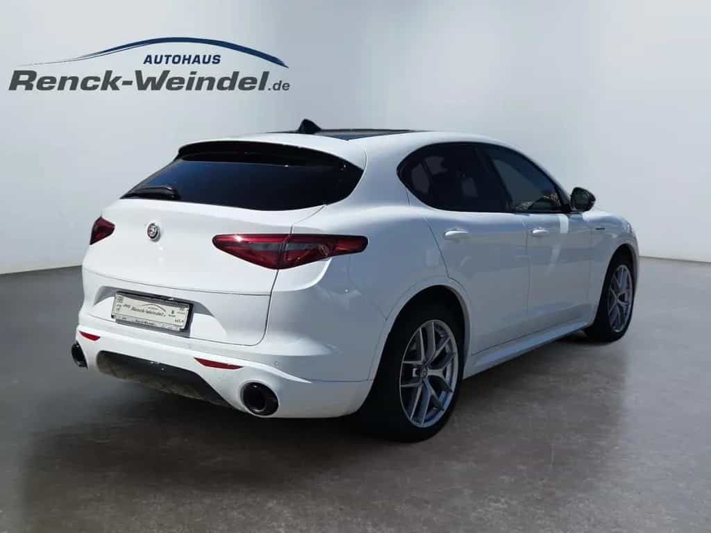 Alfa Romeo Stelvio Veloce Q4 2.0 Turbo Sportpaket El. Fonds 09/2020-photo-4