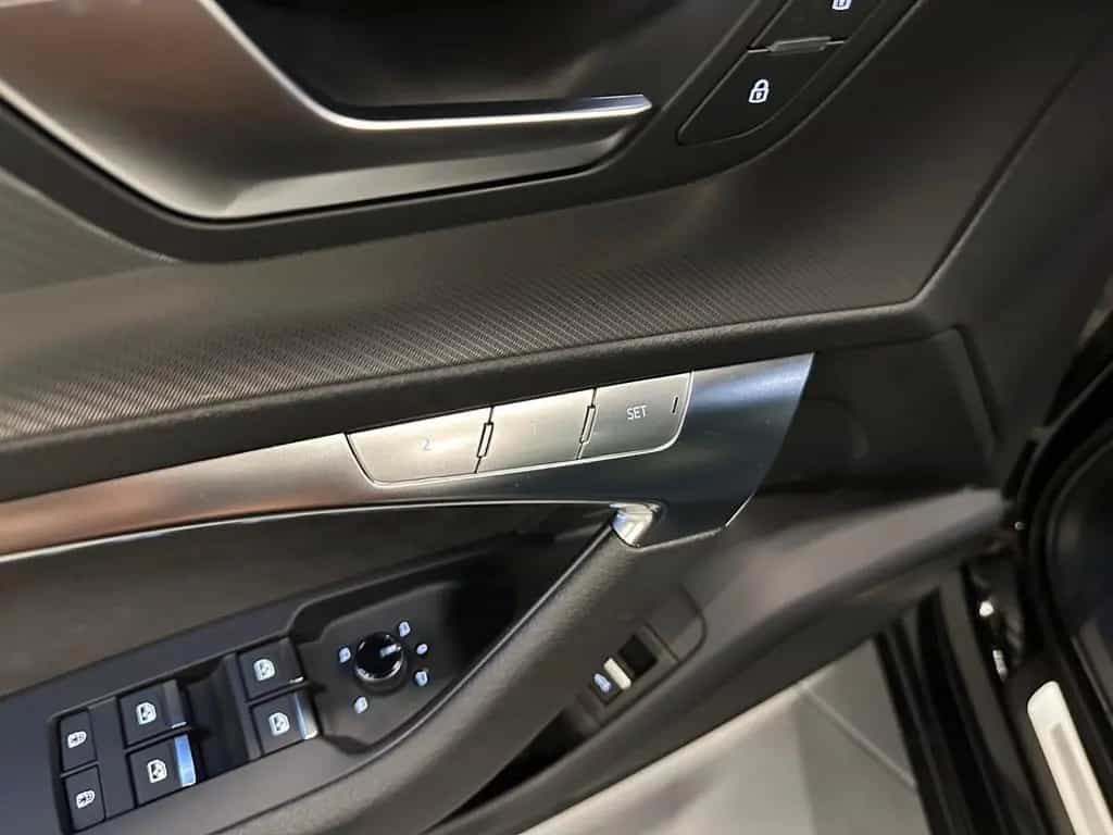 Audi A6 Avant 45 TDI quattro*LEDER*PANORAMA*AHK*KAMER 05/2019-photo-14
