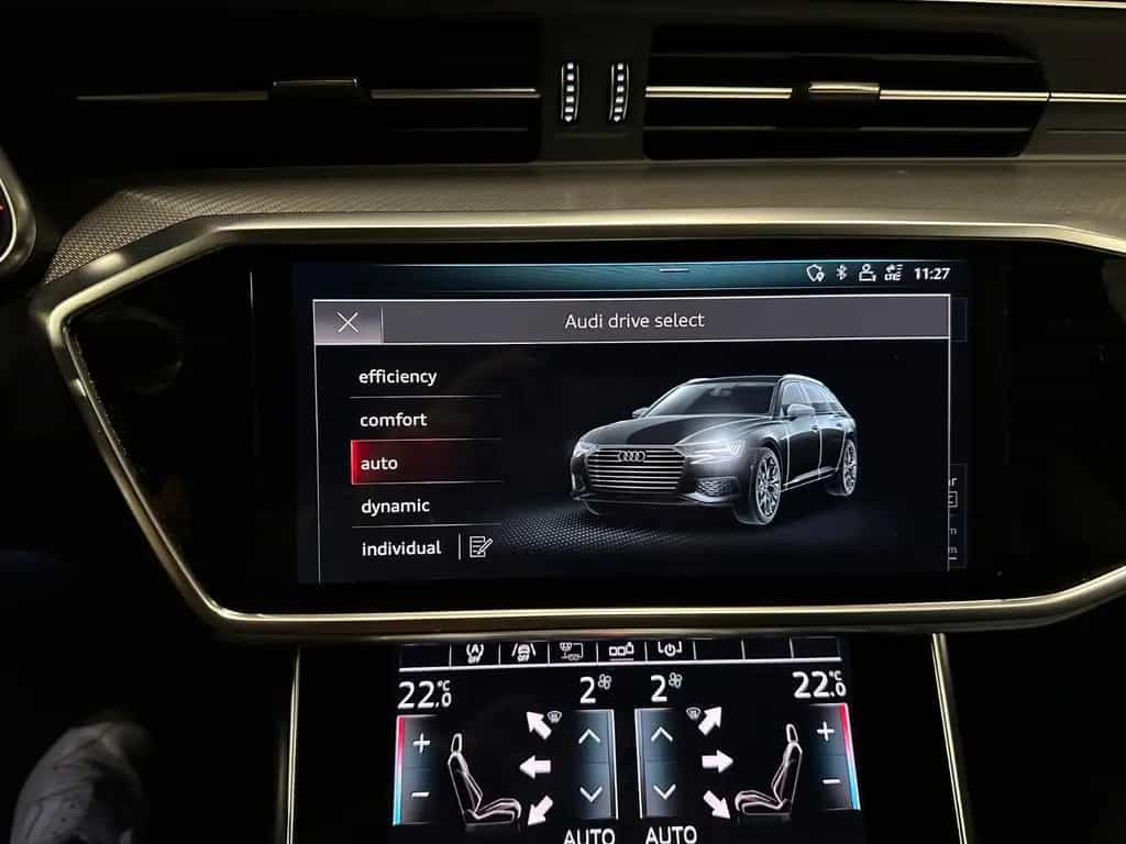 Audi A6 Avant 45 TDI quattro*LEDER*PANORAMA*AHK*KAMER 05/2019-photo-22