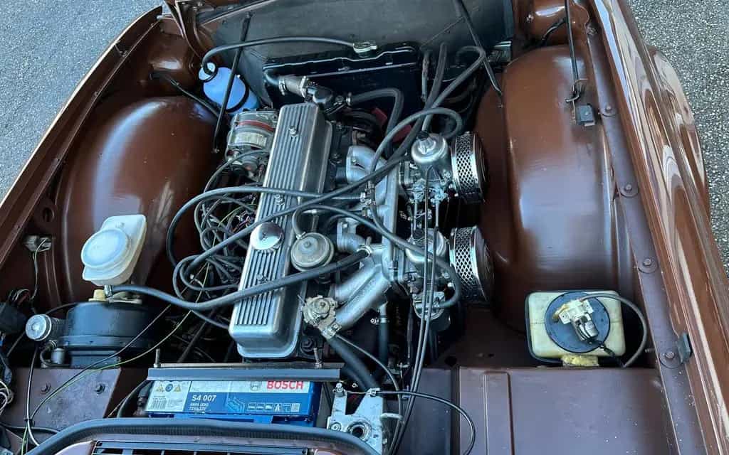 Triumph TR6 - außergewöhnlich schön - H-Zulassung 07/1976-photo-11