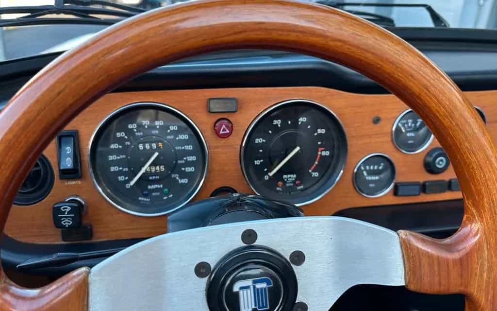 Triumph TR6 - außergewöhnlich schön - H-Zulassung 07/1976-photo-32