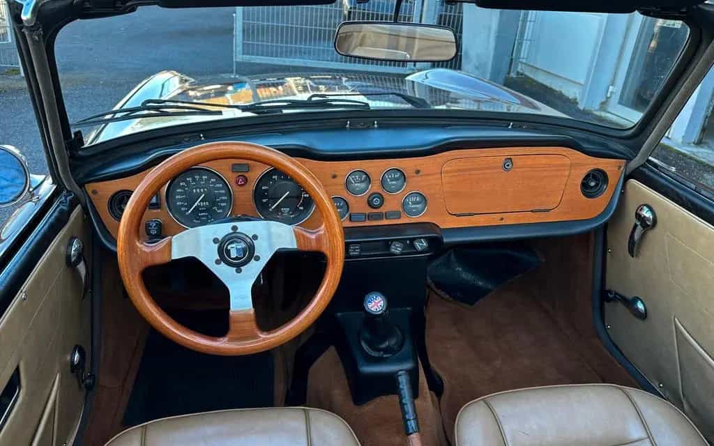 Triumph TR6 - außergewöhnlich schön - H-Zulassung 07/1976-photo-7
