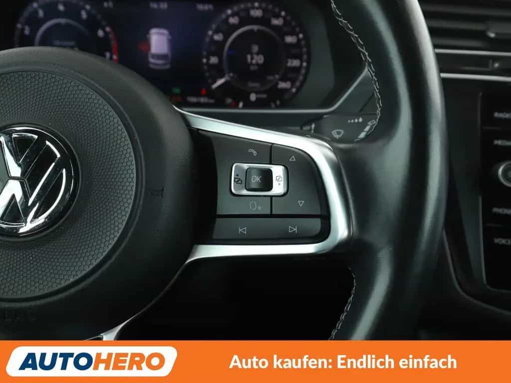 Volkswagen Tiguan 2.0 TSI Highline 4Motion BlueMotion Aut. 12/2017-photo-24