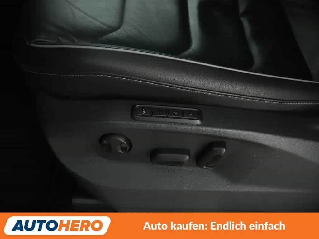 Volkswagen Tiguan 2.0 TSI Highline 4Motion BlueMotion Aut. 12/2017-photo-26