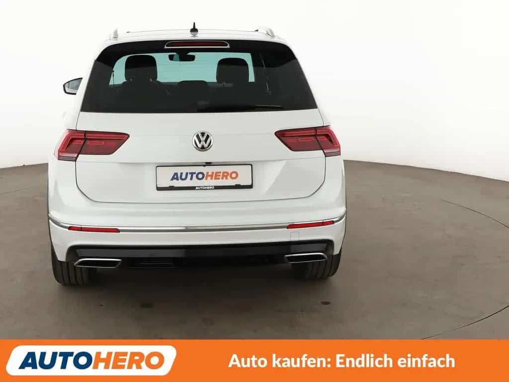 Volkswagen Tiguan 2.0 TSI Highline 4Motion BlueMotion Aut. 12/2017-photo-4