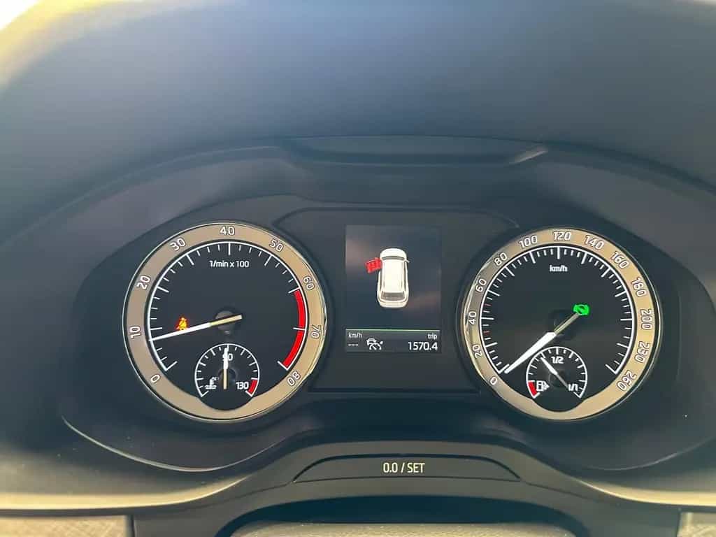 Skoda Kodiaq 2.0 TSI 4x4 DSG Tour LED|PANO|AHK|19Z 09/2022-photo-14