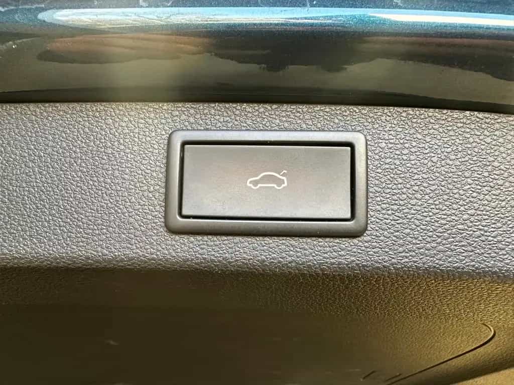 Skoda Kodiaq 2.0 TSI 4x4 DSG Tour LED|PANO|AHK|19Z 09/2022-photo-25