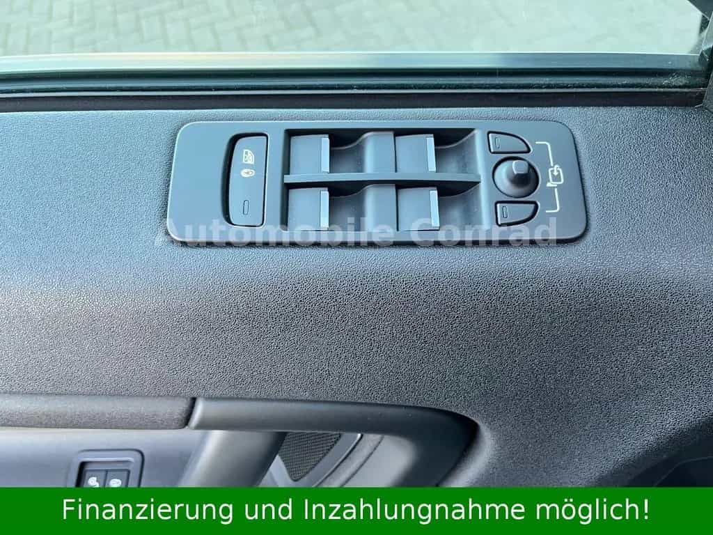Land Rover Discovery Sport Automatik/4x Neue Reifen/Navi/ 03/2016-photo-27