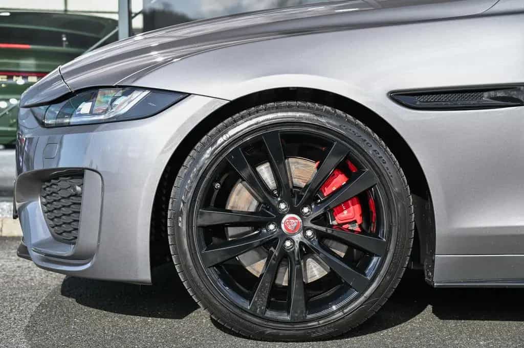 Jaguar XE P250 Edition R-Dynamic Black Pack* Meridian* 06/2023-photo-33