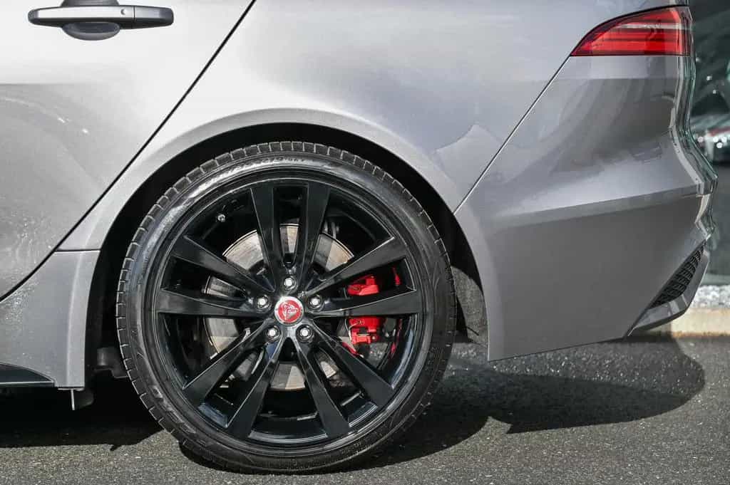 Jaguar XE P250 Edition R-Dynamic Black Pack* Meridian* 06/2023-photo-34