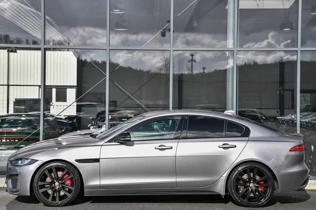 Jaguar XE P250 Edition R-Dynamic Black Pack* Meridian* 06/2023-photo-5