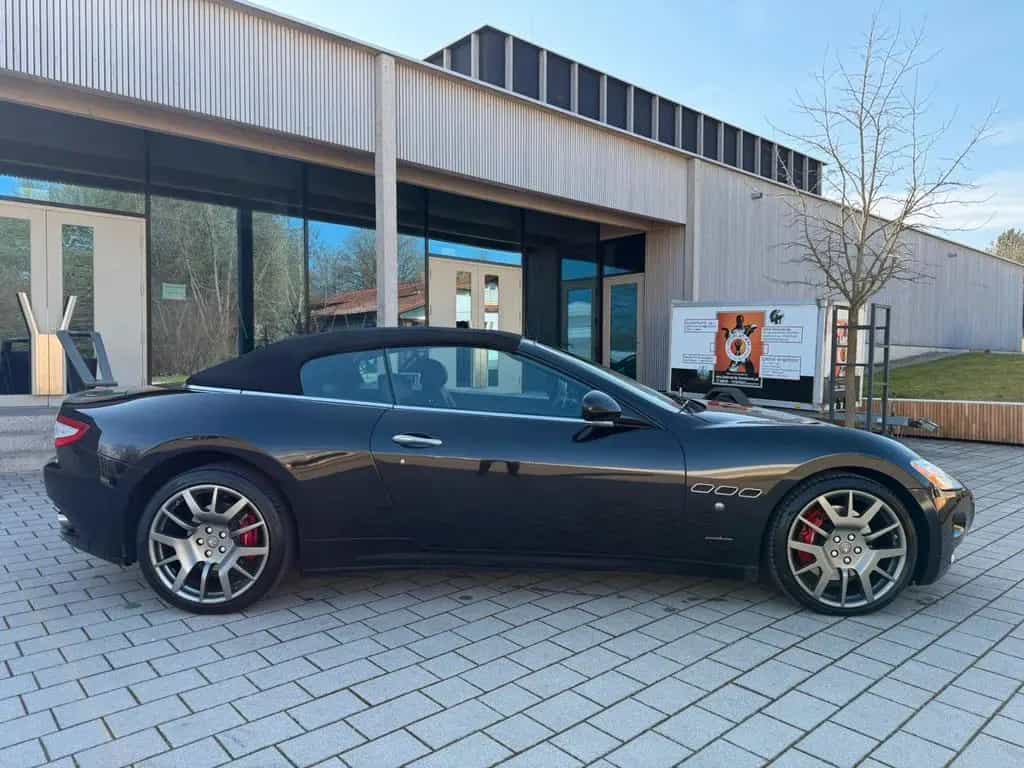Maserati GranCabrio Sport 4.7 V8 / AUTOMATIK/XENON/BOSE/ 06/2010-photo-5
