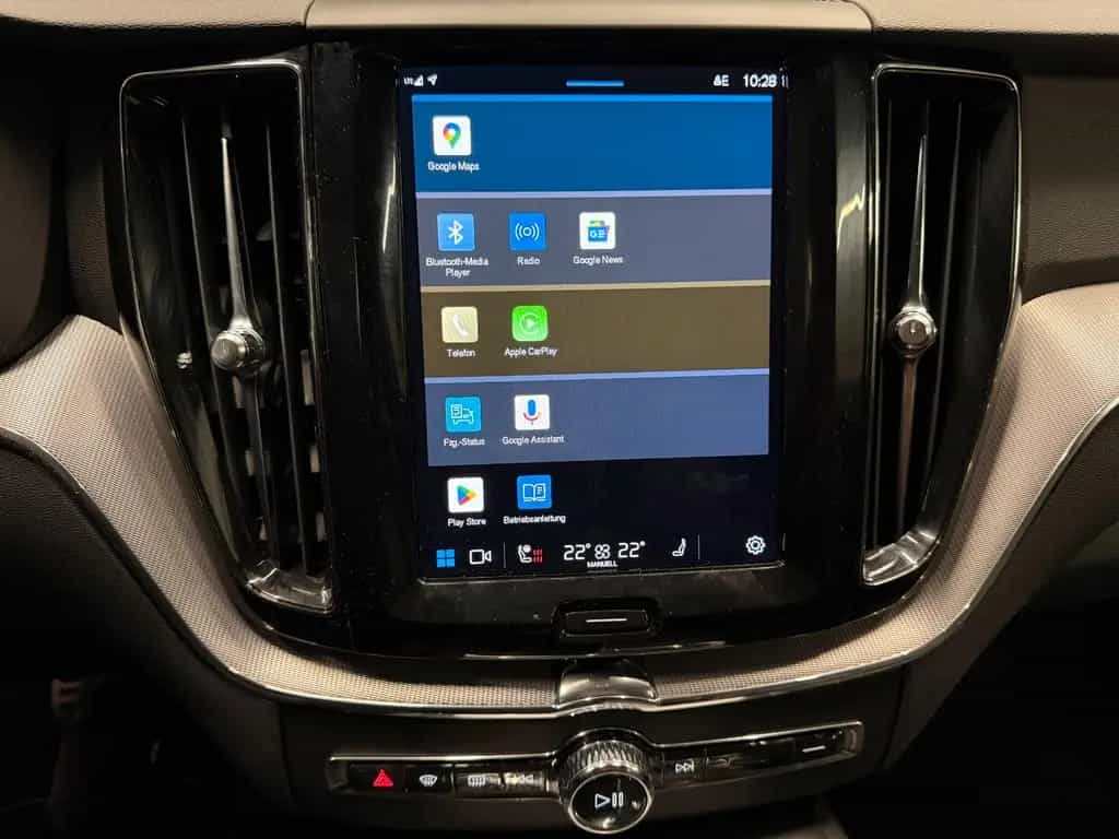 Volvo XC60 R-Design AWD *AHK*360*Standhzg*HIFI* 11/2021-photo-15