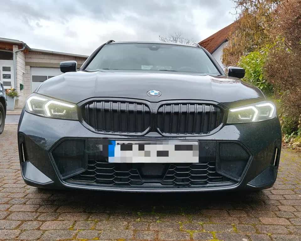 BMW 3 Series 320d xDrive Touring M Sport Auto M Sport 03/2023-photo-2