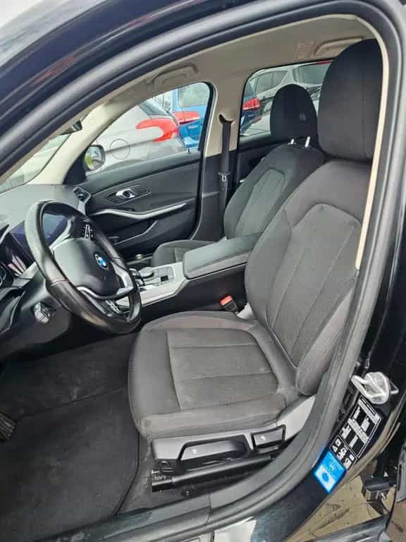 BMW 320 Baureihe 3 Touring 320 d xDrive Advantage 12/2020-photo-12