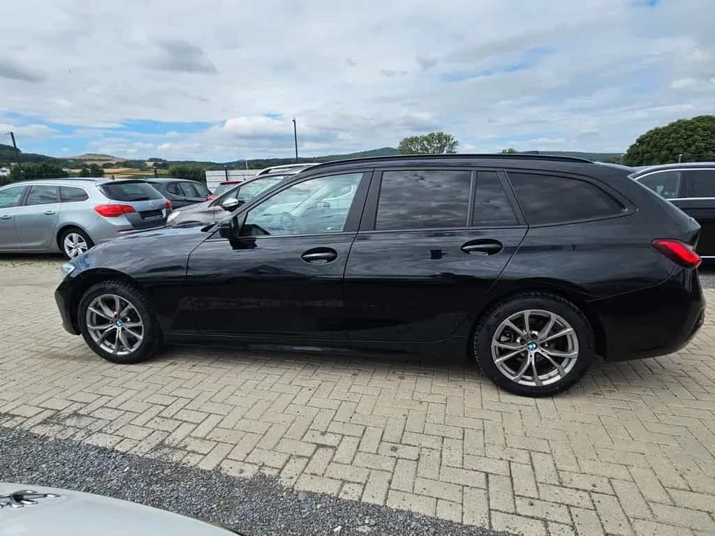 BMW 320 Baureihe 3 Touring 320 d xDrive Advantage 12/2020-photo-8