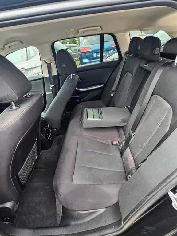 BMW 320 Baureihe 3 Touring 320 d xDrive Advantage 12/2020-photo-9