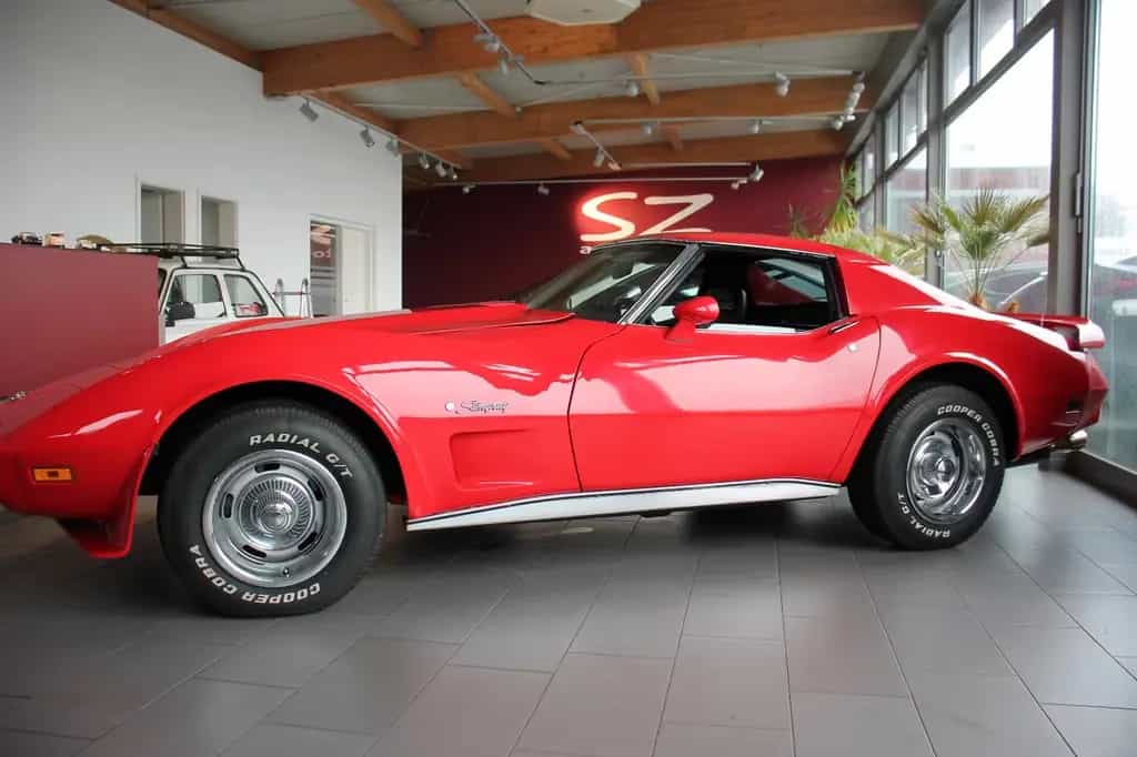 Corvette C3 Stingray Targa 5.7 V8 07/1975-photo-1
