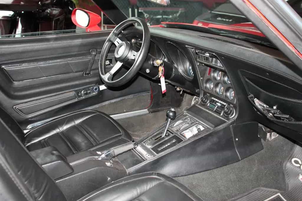 Corvette C3 Stingray Targa 5.7 V8 07/1975-photo-13