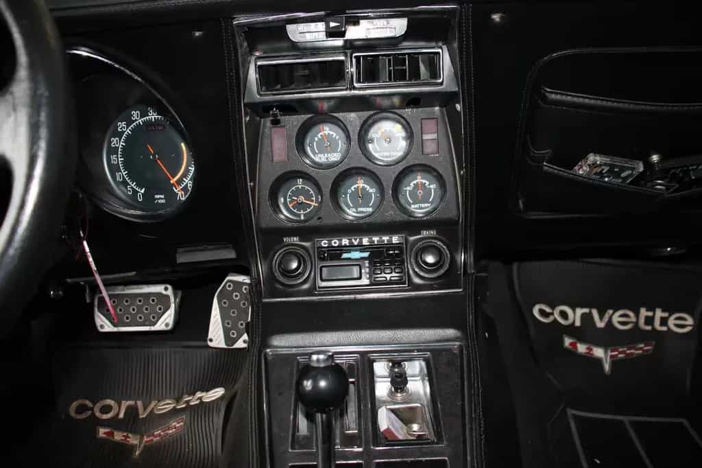 Corvette C3 Stingray Targa 5.7 V8 07/1975-photo-8