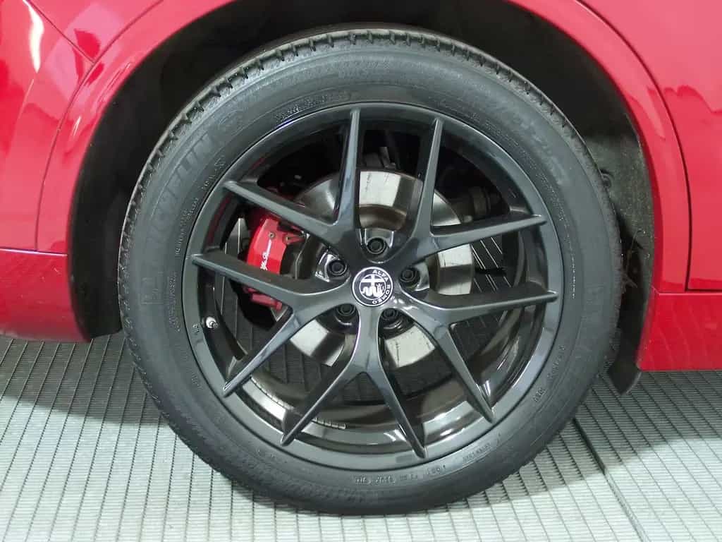 Alfa Romeo Stelvio Veloce Q4 LEDER+NAV+ACC+R20+SPORT-PAKET 04/2021-photo-15