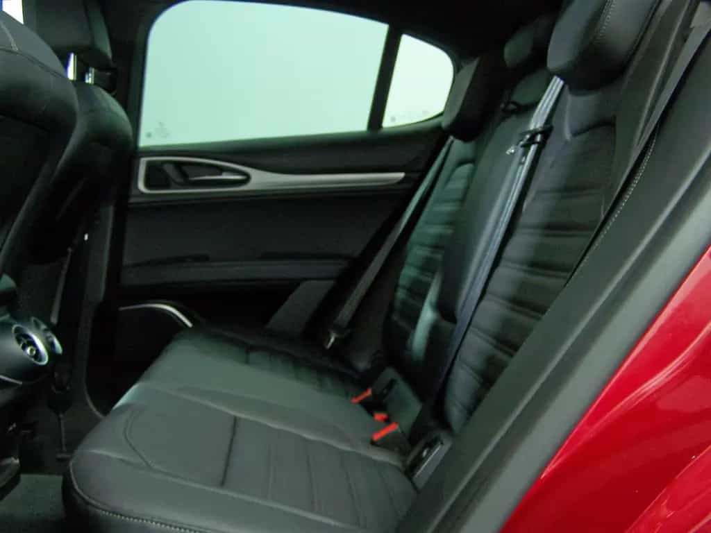 Alfa Romeo Stelvio Veloce Q4 LEDER+NAV+ACC+R20+SPORT-PAKET 04/2021-photo-4