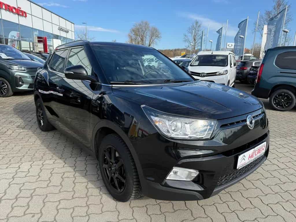 Ssangyong Tivoli Quartz 1.6 4x2 01/2018-photo-1