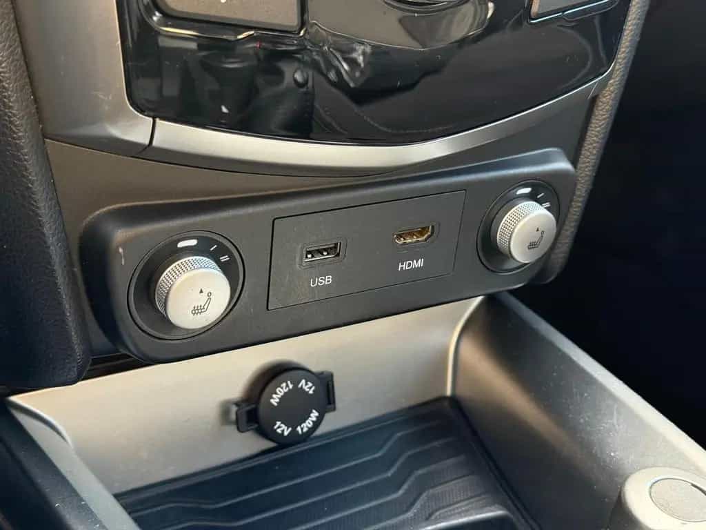 Ssangyong Tivoli Quartz 1.6 4x2 01/2018-photo-11