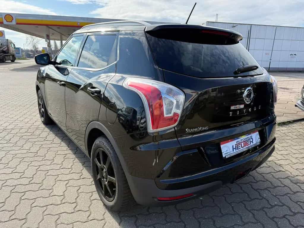 Ssangyong Tivoli Quartz 1.6 4x2 01/2018-photo-3