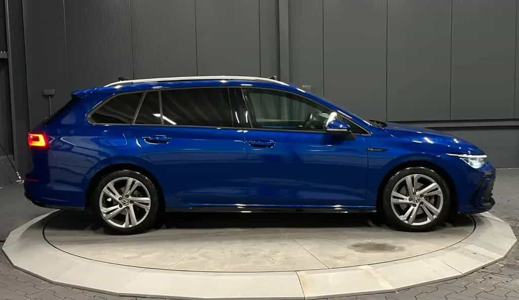 Volkswagen Golf Variant R-Line 4Motion*PANORAMA*AHK*Standhz 10/2022-photo-5