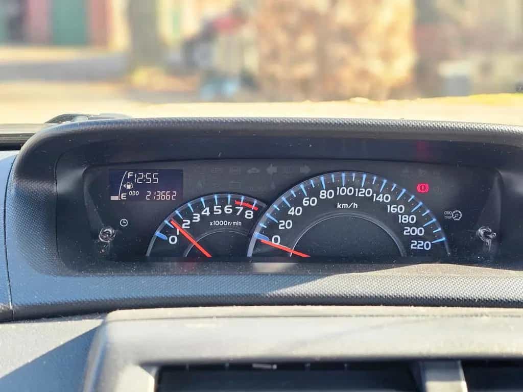 Daihatsu Materia 1.5, seltene Farbe, HU 02/28, viel Neues 12/2006-photo-9