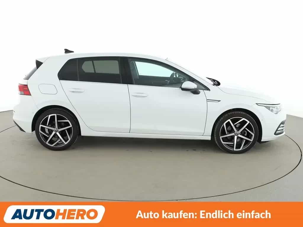 Volkswagen Golf 1.5 eTSI ACT Style Aut.*NAV*HUD*LED*ACC*CAM*PDC* 06/2020-photo-6