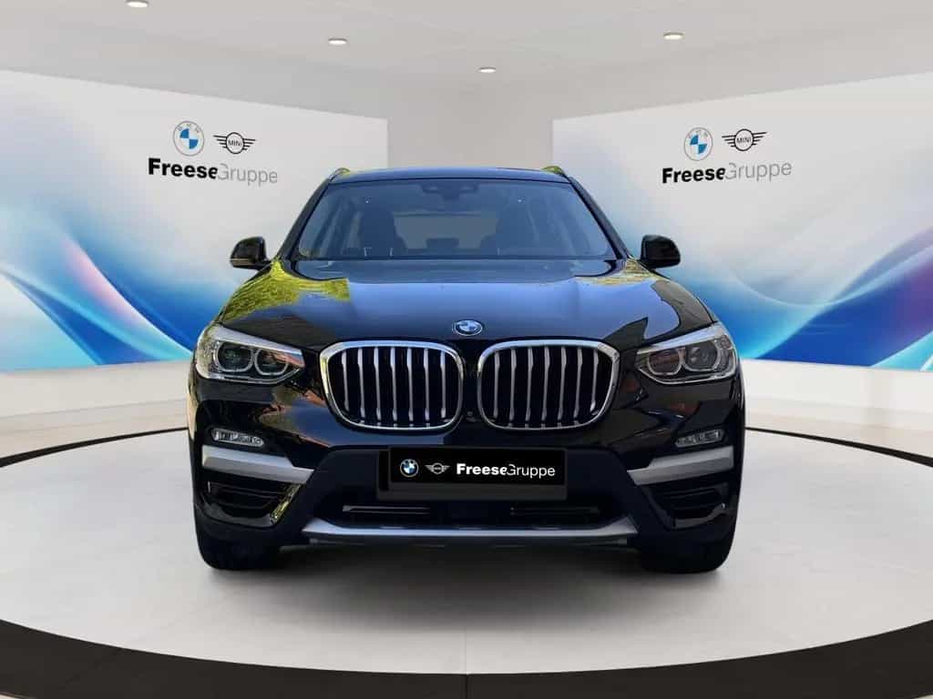 BMW X3 xDrive20d AHK 360° HEAD-UP PANO RFK HIFI LED 08/2019-photo-1