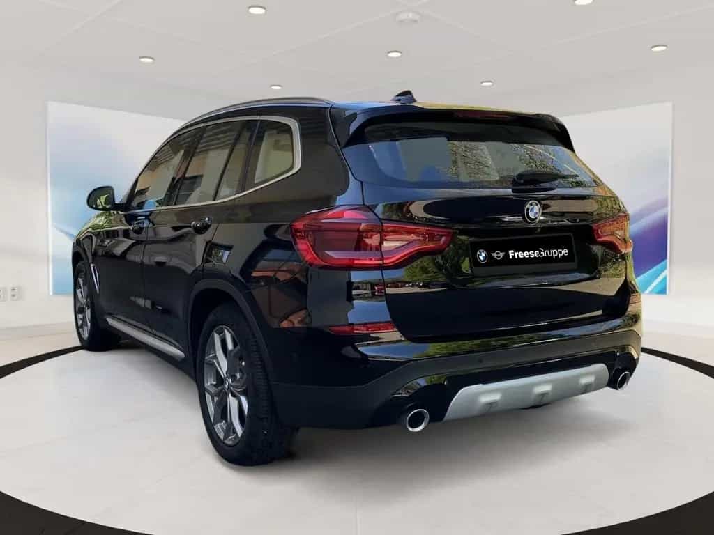 BMW X3 xDrive20d AHK 360° HEAD-UP PANO RFK HIFI LED 08/2019-photo-3