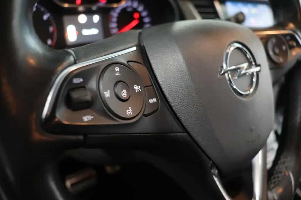 Opel Grandland X Ultimate Auto. Navi*360*Sitzhzg*Ambi 04/2019-photo-11