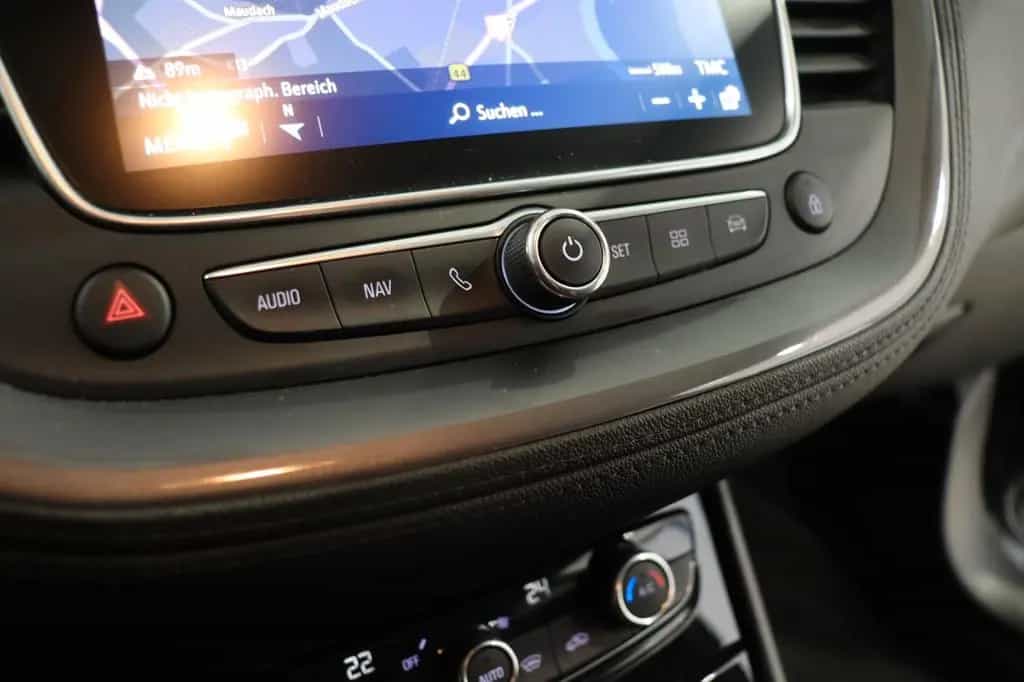 Opel Grandland X Ultimate Auto. Navi*360*Sitzhzg*Ambi 04/2019-photo-15