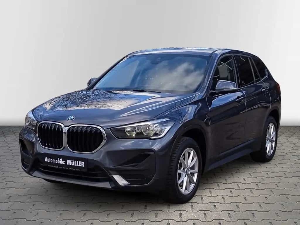 BMW X1 sDrive18i*RFK*HuD*DAB*Navi*Panorama* 12/2021-photo-1