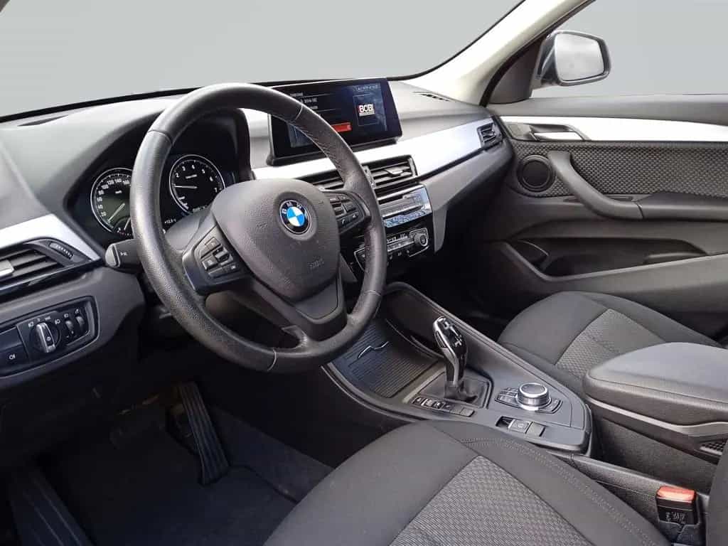 BMW X1 sDrive18i*RFK*HuD*DAB*Navi*Panorama* 12/2021-photo-12