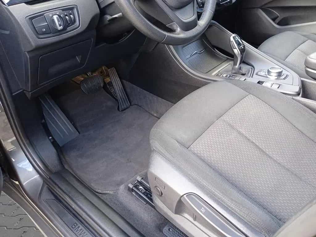 BMW X1 sDrive18i*RFK*HuD*DAB*Navi*Panorama* 12/2021-photo-13