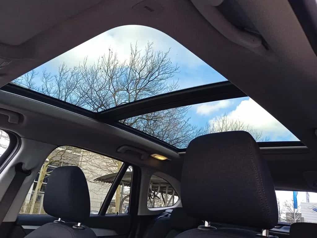 BMW X1 sDrive18i*RFK*HuD*DAB*Navi*Panorama* 12/2021-photo-15