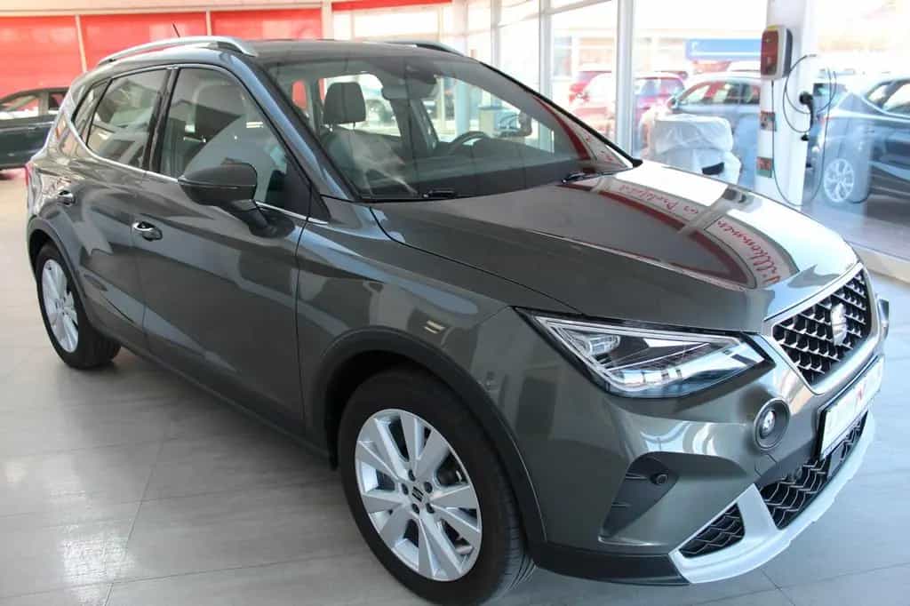 Seat Arona Xperience DSG 110PS Kessy ACC Kamera 02/2023-photo-1