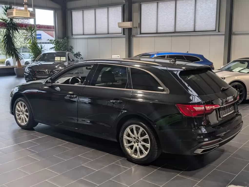 Audi A4 Avant 35 TFSI S tronic 1.Hand 02/2022-photo-1