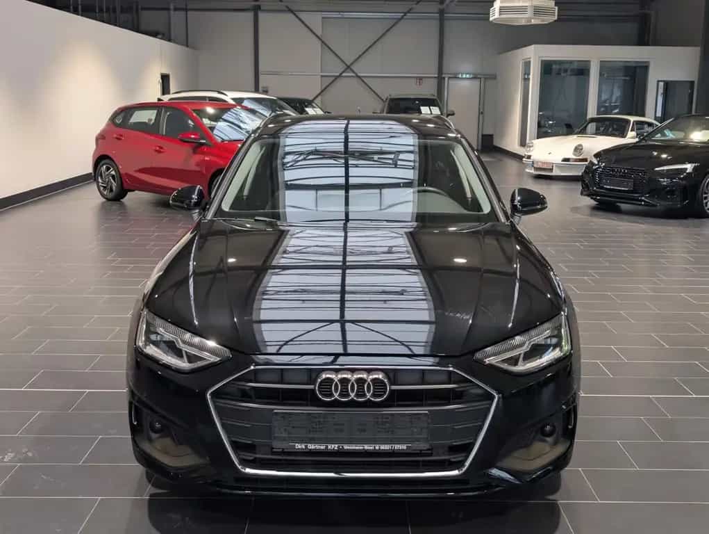 Audi A4 Avant 35 TFSI S tronic 1.Hand 02/2022-photo-2