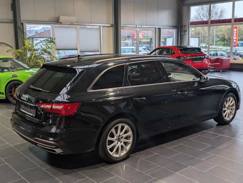 Audi A4 Avant 35 TFSI S tronic 1.Hand 02/2022-photo-5