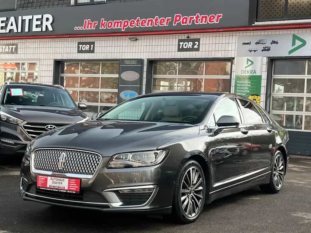 Lincoln MKZ 11/2021-photo-1